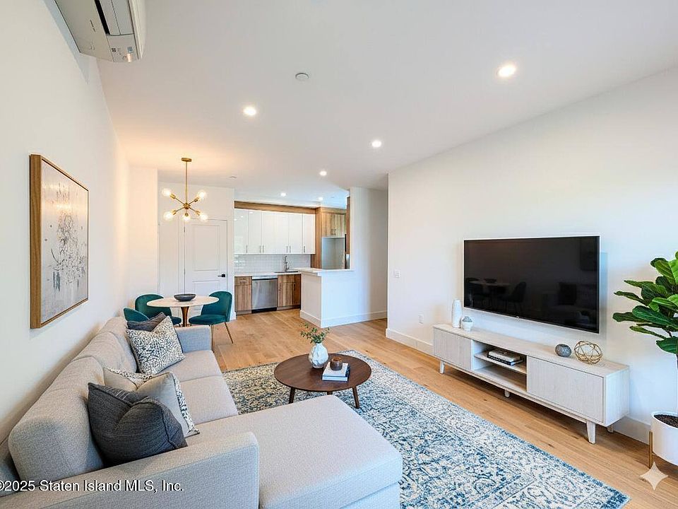 1st image of 3865 Amboy Rd #3D