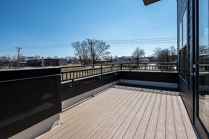 900 Meridian St #1 — Photo 15