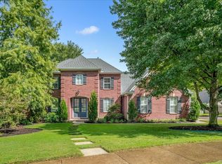 430 N McElroy Rd, Memphis, TN 38120