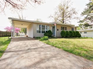570 Lula Dr, Florissant, MO