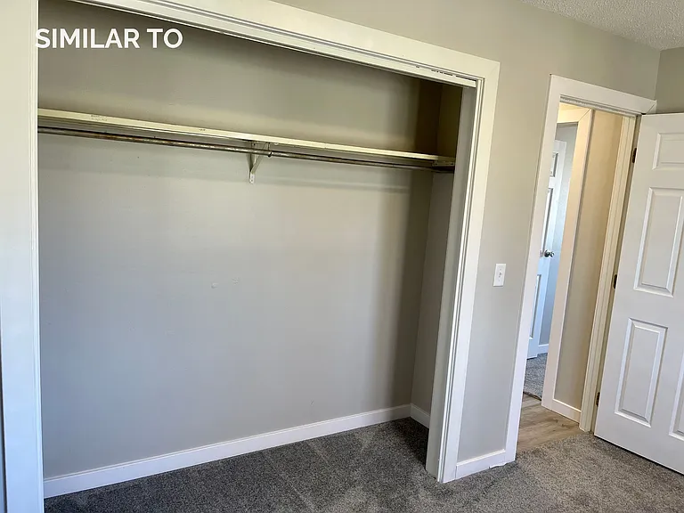 Newly Renovated 2 Bedroom Apartment on the West Side — Photo 12