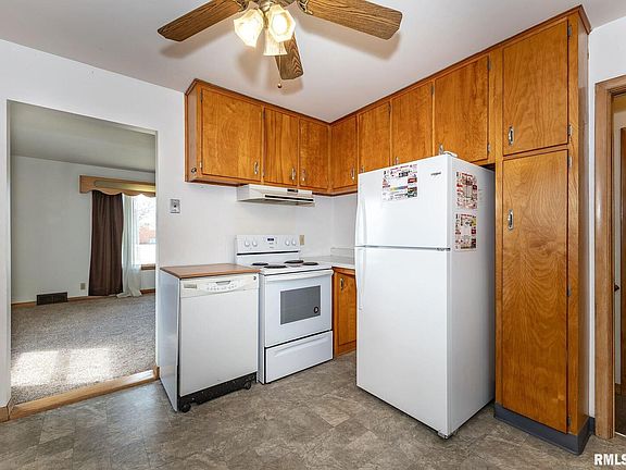 5th image of 10415 148th Ave