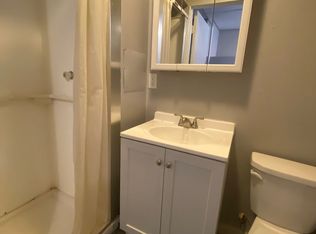 1024 15th Ave APT 2, East Moline, IL 61244