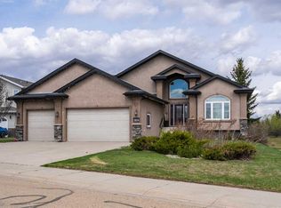 3804 S 69a Street Close, Camrose, AB T4V5A8