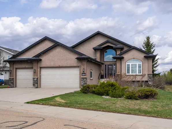 3804 S 69a Street Close, Camrose, AB T4V 5A8