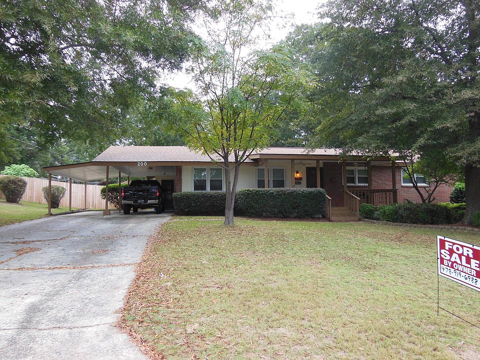 1st image of 200 Forest Hill Dr