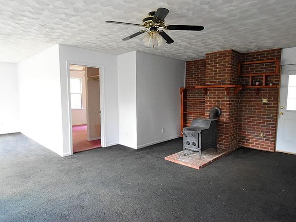 4th image of 3210 W Perch Rd