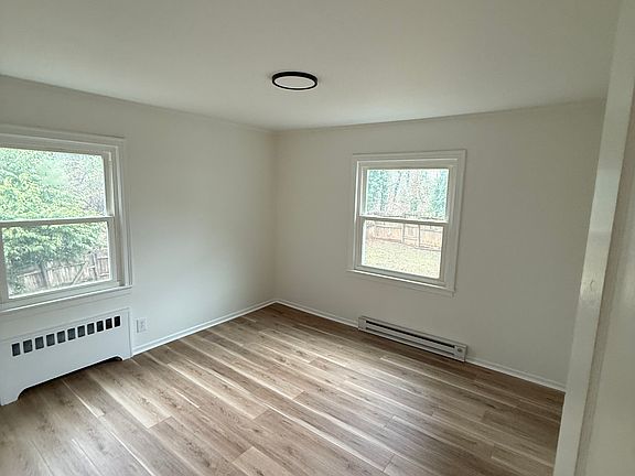 4th image of 1003 William Dr