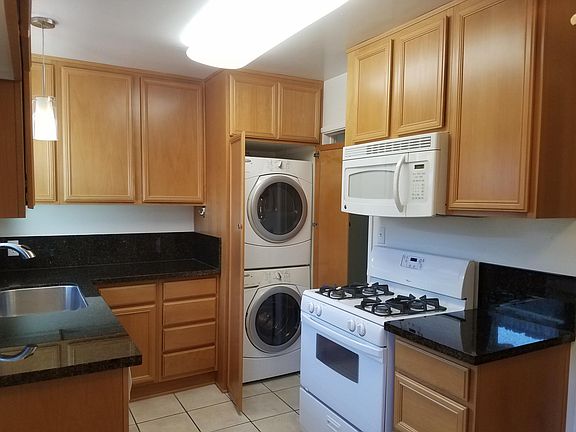 Whirlpool Washer/Dryer-Top of the line