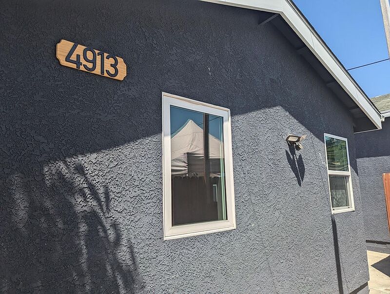 1st image of 4913 Templeton St