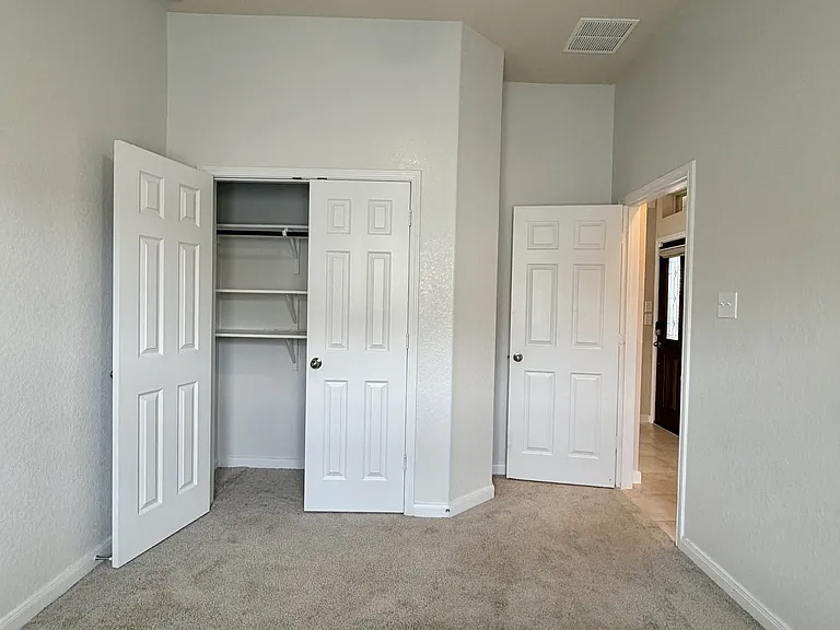 646 Ridge Lawn Dr — Photo 32