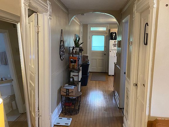 4th image of 2211 W Homer St #2