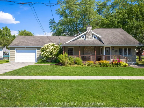 60 Bernard Ave, Fort Erie, ON L0S 1N0
