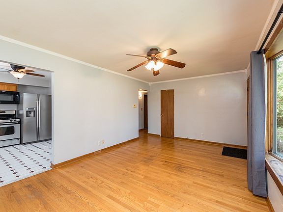 4th image of 926 Landon Ave