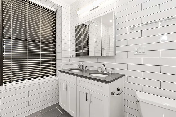 Rented by Cooper & Cooper Real Estate | media 17