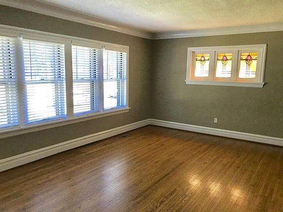 4th image of 7246 Pershing Ave APT 1E