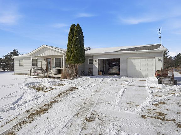 2nd image of 1549 Hayden Rd