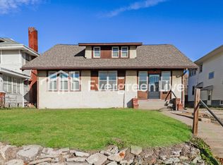 2576 Laurel Ave, Omaha, NE 68111