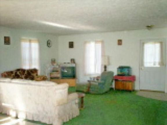 5th image of 3359 N Charles Dr