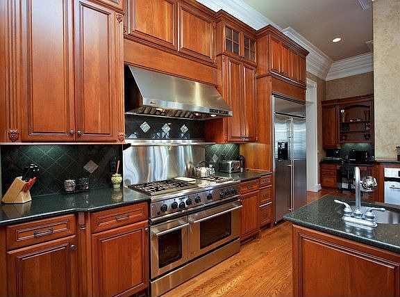 PROFESSIONAL GRADE RANGE