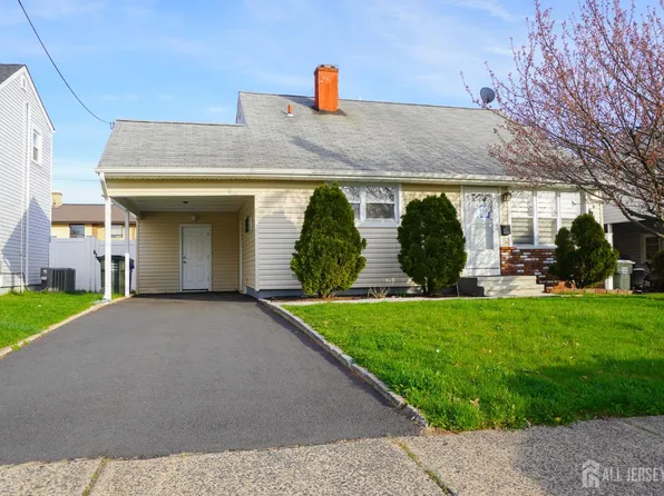 160 Brown Ave, Iselin, NJ 08830