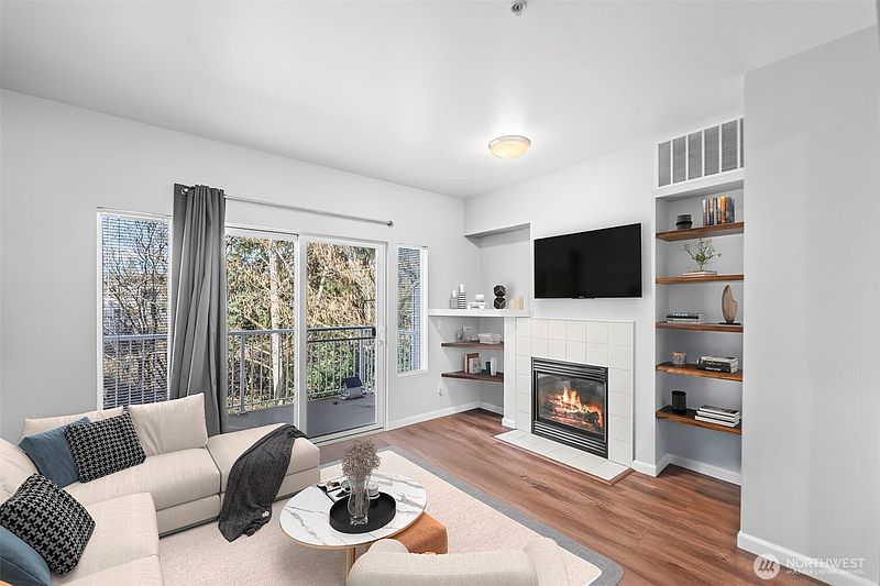 3rd image of 16373 119th Terrace NE #31-5