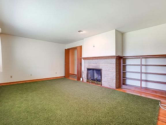 5th image of 797 Exmoor Dr