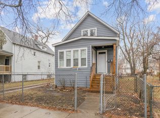 10220 S Normal Ave, Chicago, IL 60628