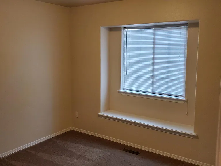 11415 Willamette Way — Photo 15