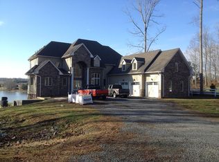 27132 Daniels Point Dr, Unionville, VA 22567