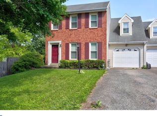 7 Guilder Pl, Lititz, PA 17543