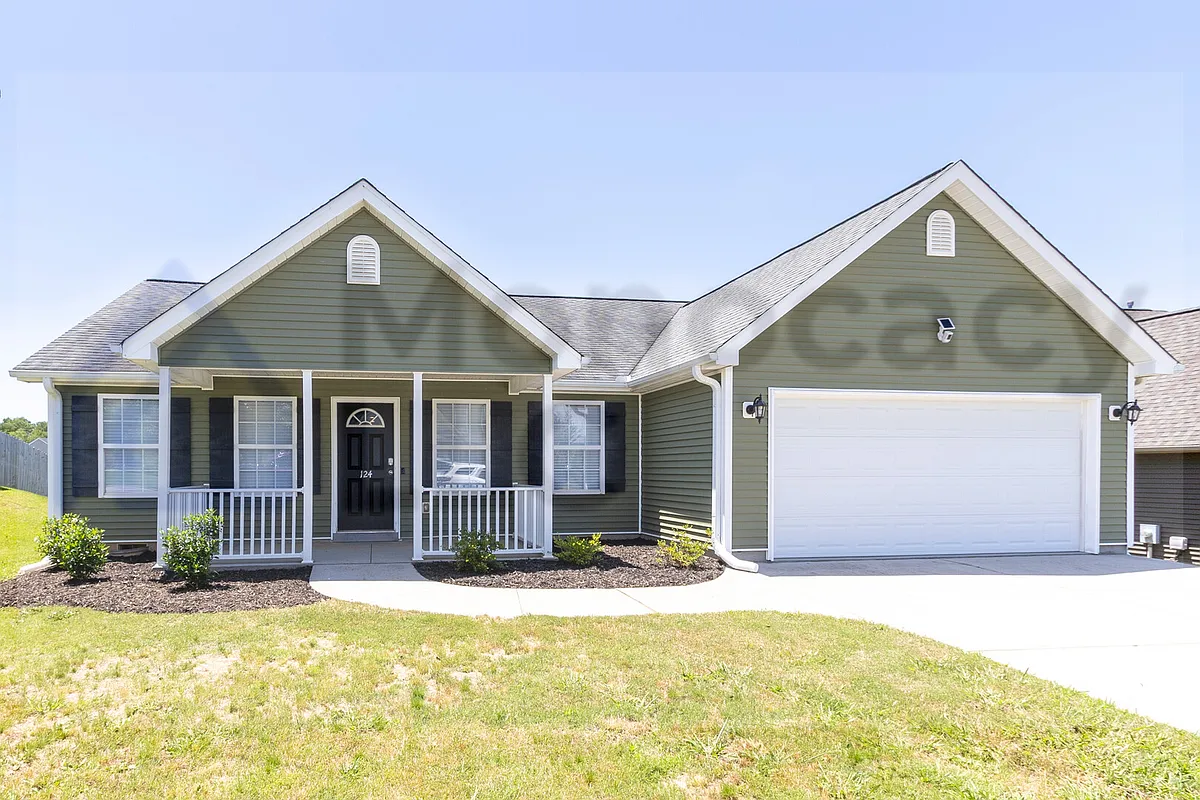 Building Photo - Corinth Dr