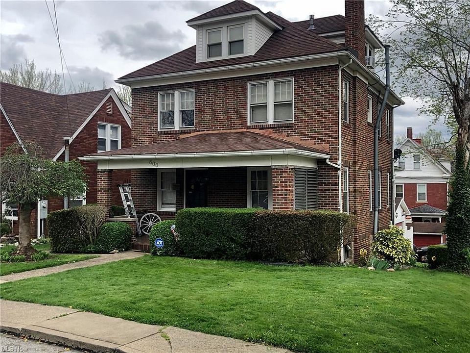 1st image of 600 Hillcrest Ter