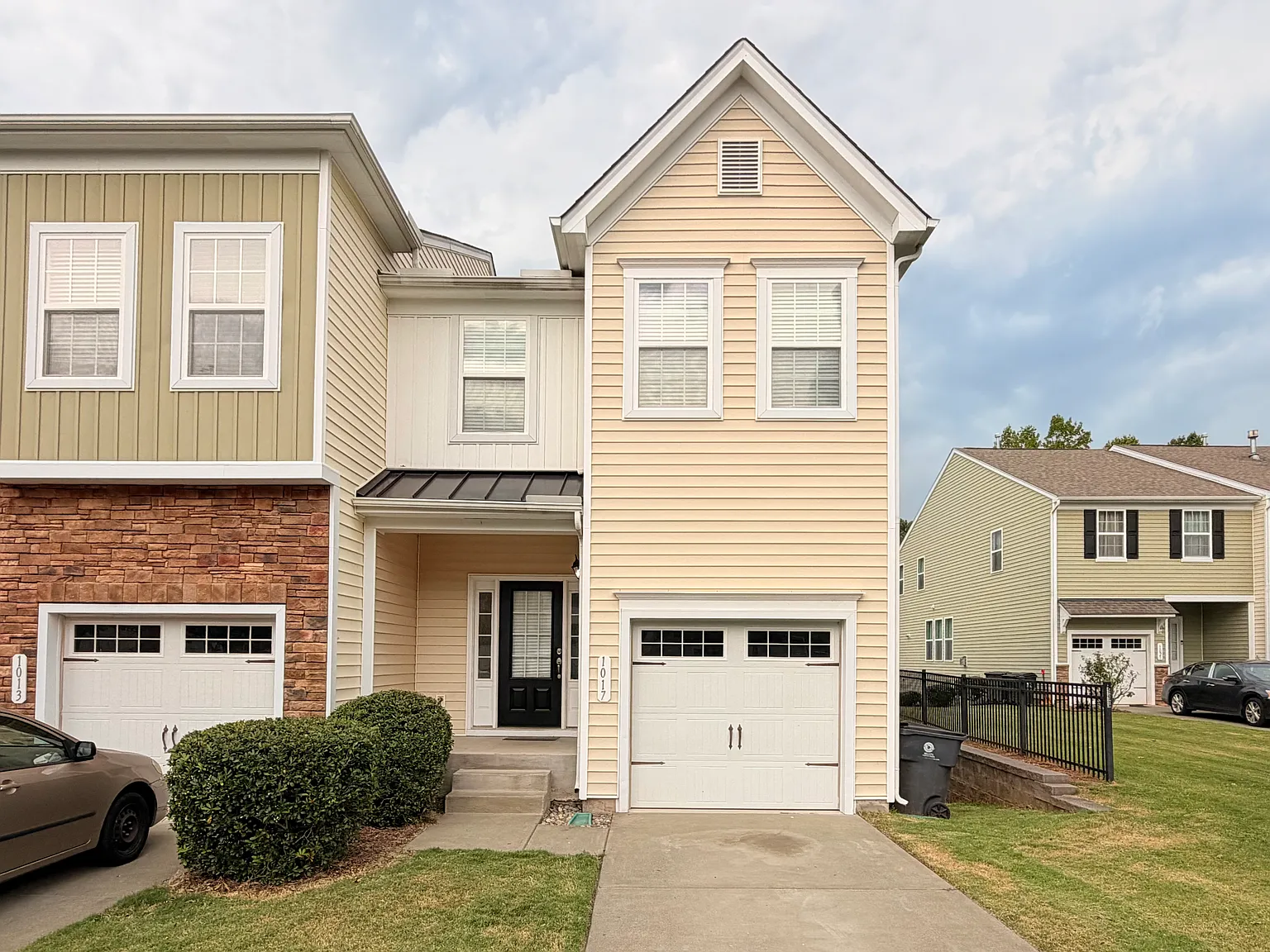 4 bed, 3.5 bath, 2210 sqft, $2,185 — Photo 1