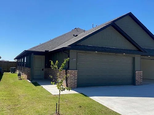 11409 University Dr Photo 1
