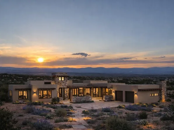 11 Paseo Del Halcon, Santa Fe, NM 87506