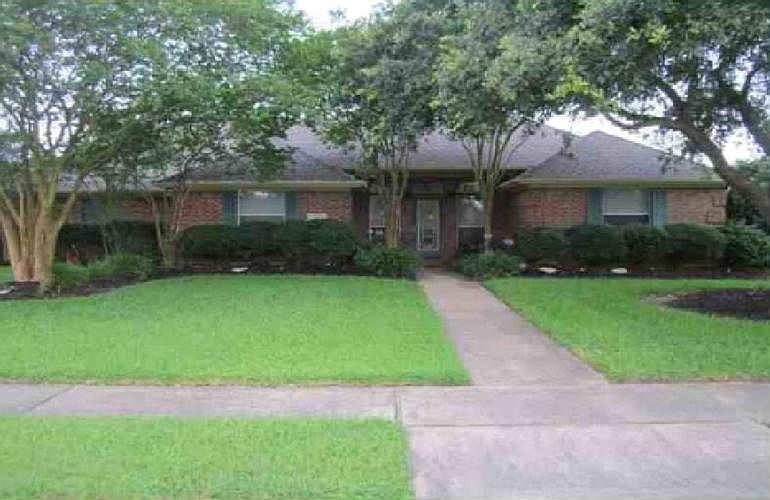 1st image of 2801 Meadow Ln