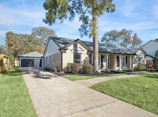 15402 Ripplestream St, Houston, TX 77068