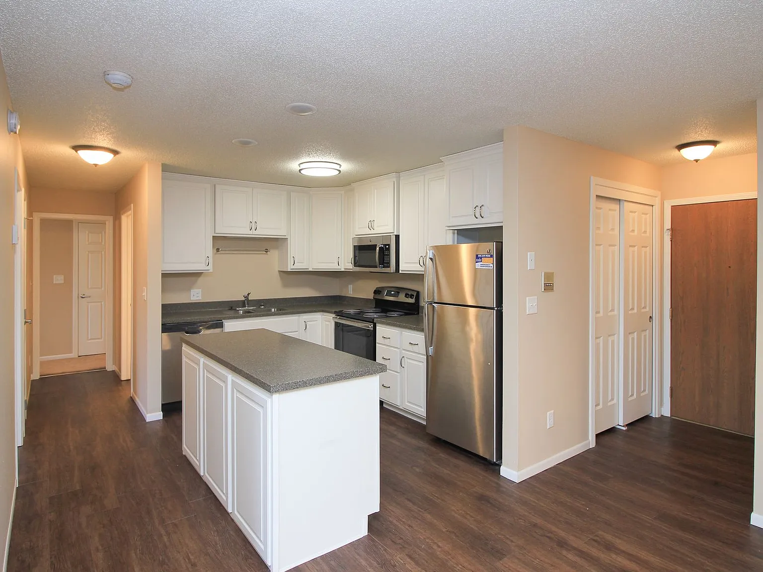 Terrace Hills Apartments — Photo 4