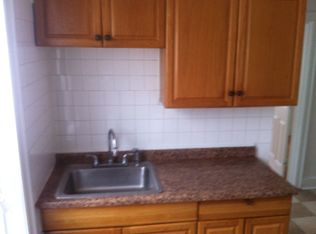 7916 S Kingston Ave APT 1E, Chicago, IL 60617