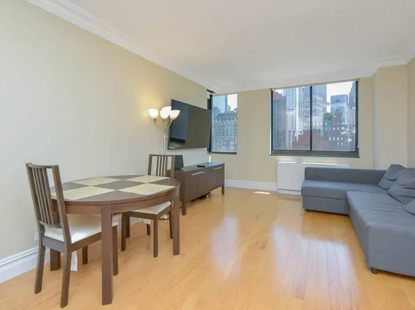 377 Rector Place image 2 of 25