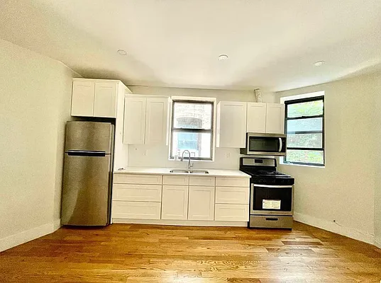 Rented by Bedford And Dean LLC | media 31