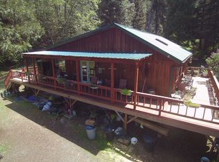 1151 Eakin Rd, Azalea, OR 97410