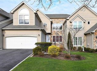 44 Athem Dr, Glen Cove, NY 11542