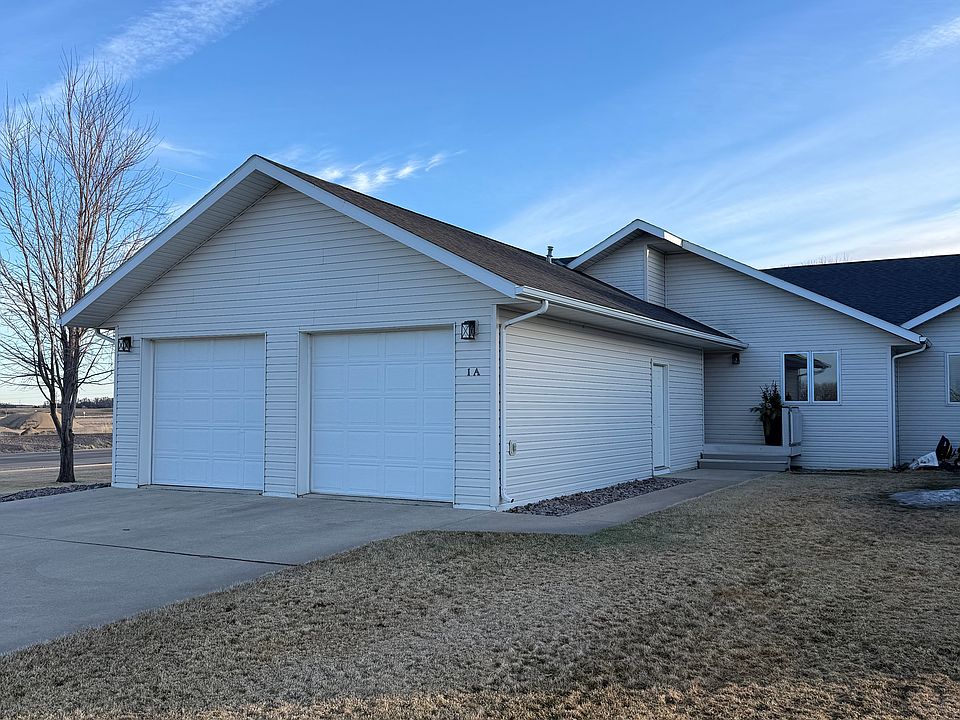1st image of 1 Northwood Dr #1A
