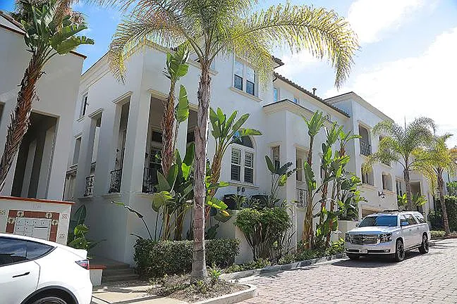 1744 Grand Ave #2