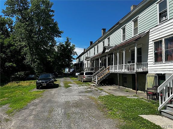3rd image of 100 Kossuth St APT 7