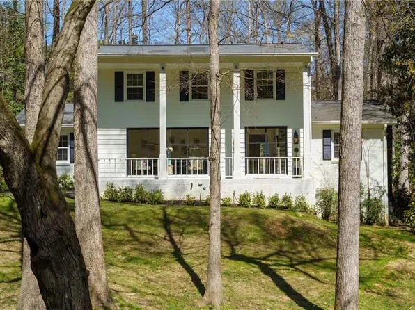 204 Devonwood Dr, Sandy Springs, GA 30328