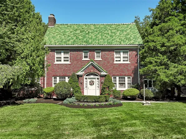 20 Demarest Avenue, West Nyack, NY 10994