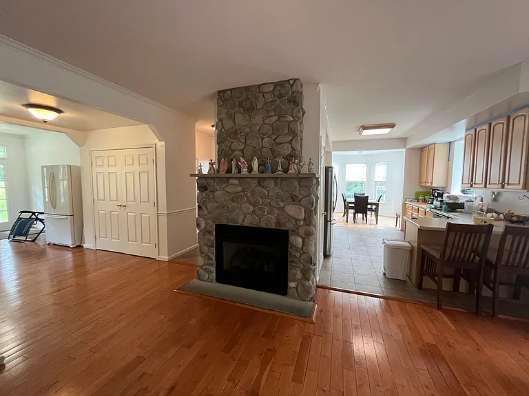 Brushy Mountain Rd — Photo 9